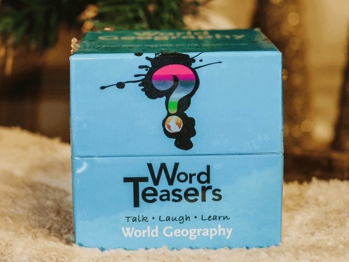 WordTeasers — Free Thanksgiving Party Host Pack